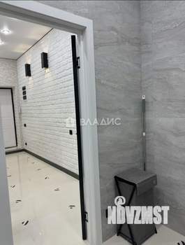2-к квартира, вторичка, 57м2, 1/4 этаж