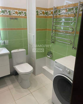 2-к квартира, вторичка, 57м2, 1/4 этаж