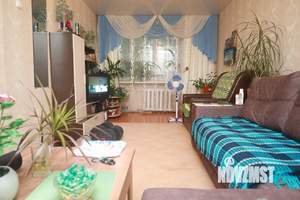 2-к квартира, вторичка, 42м2, 3/5 этаж