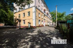 3-к квартира, вторичка, 63м2, 4/4 этаж