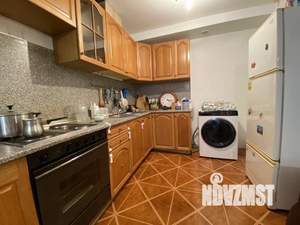 5-к квартира, вторичка, 200м2, 3/3 этаж