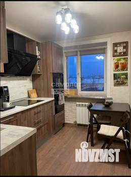 4-к квартира, вторичка, 63м2, 6/6 этаж