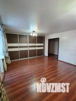 3-к квартира, вторичка, 64м2, 3/5 этаж