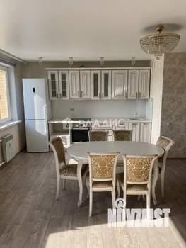 1-к квартира, вторичка, 62м2, 9/15 этаж