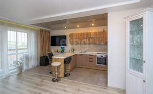 3-к квартира, вторичка, 87м2, 10/18 этаж