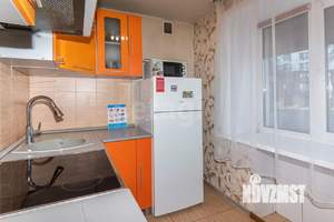 3-к квартира, вторичка, 56м2, 1/5 этаж