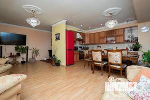 3-к квартира, вторичка, 94м2, 1/9 этаж