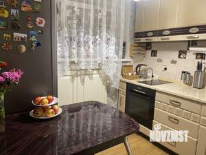 3-к квартира, вторичка, 62м2, 1/4 этаж