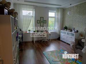 4-к квартира, вторичка, 106м2, 4/5 этаж