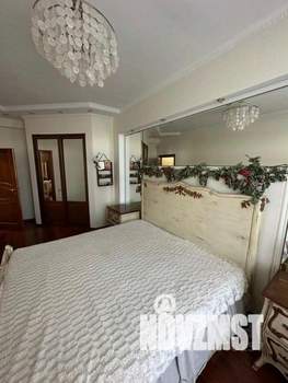 4-к квартира, вторичка, 127м2, 7/10 этаж