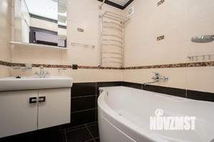 4-к квартира, вторичка, 80м2, 3/5 этаж