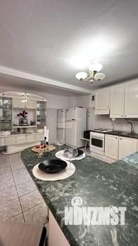 6-к квартира, вторичка, 211м2, 3/3 этаж