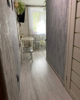 2-к квартира, вторичка, 50м2, 1/4 этаж