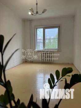 3-к квартира, вторичка, 64м2, 1/9 этаж