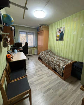 3-к квартира, вторичка, 58м2, 1/4 этаж