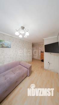 3-к квартира, вторичка, 57м2, 1/4 этаж