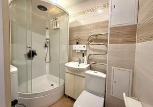 2-к квартира, вторичка, 42м2, 1/5 этаж