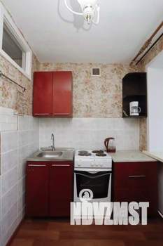 2-к квартира, вторичка, 42м2, 4/4 этаж