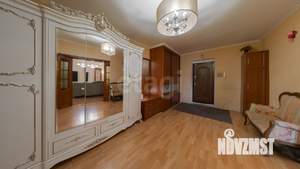 3-к квартира, вторичка, 173м2, 3/6 этаж