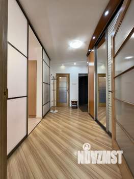 2-к квартира, вторичка, 93м2, 2/5 этаж