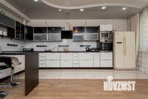 4-к квартира, вторичка, 127м2, 3/15 этаж