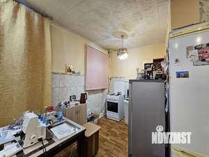 2-к квартира, вторичка, 44м2, 1/4 этаж