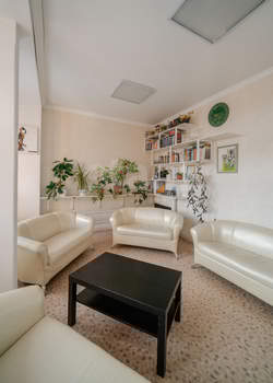 4-к квартира, вторичка, 139м2, 3/3 этаж