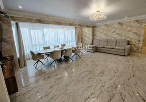 3-к квартира, вторичка, 94м2, 10/17 этаж