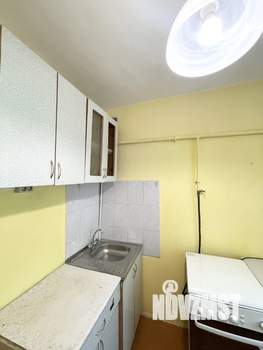 2-к квартира, вторичка, 45м2, 1/4 этаж