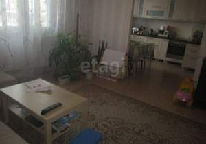 3-к квартира, вторичка, 71м2, 4/10 этаж