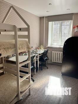 2-к квартира, вторичка, 42м2, 1/5 этаж