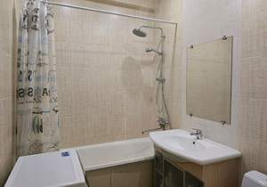 2-к квартира, вторичка, 43м2, 1/9 этаж