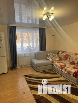 2-к квартира, вторичка, 42м2, 1/4 этаж