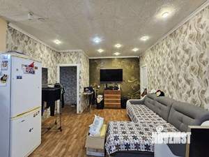 2-к квартира, вторичка, 44м2, 1/4 этаж
