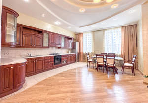 3-к квартира, вторичка, 96м2, 4/4 этаж