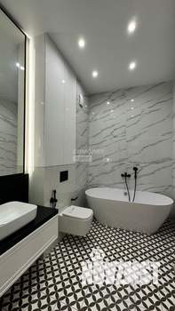 2-к квартира, вторичка, 76м2, 1/9 этаж