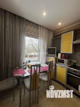 2-к квартира, вторичка, 64м2, 1/2 этаж