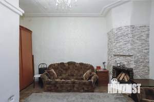 2-к квартира, вторичка, 35м2, 1/1 этаж