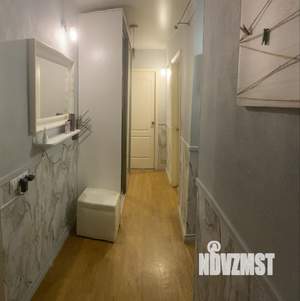 3-к квартира, вторичка, 62м2, 1/4 этаж