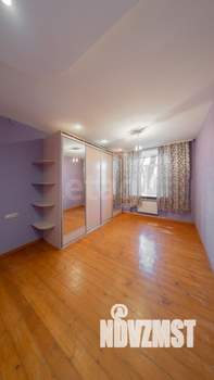 3-к квартира, вторичка, 70м2, 1/4 этаж