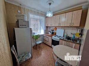 2-к квартира, вторичка, 44м2, 1/4 этаж