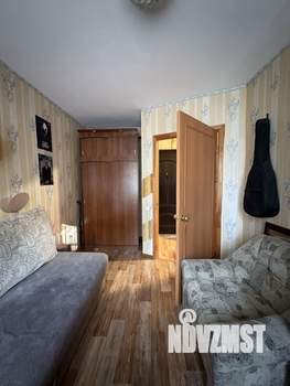 2-к квартира, вторичка, 40м2, 1/4 этаж