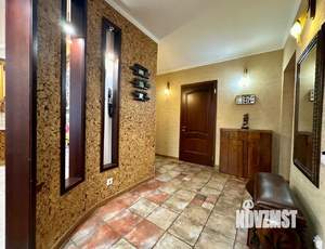 3-к квартира, вторичка, 100м2, 1/5 этаж