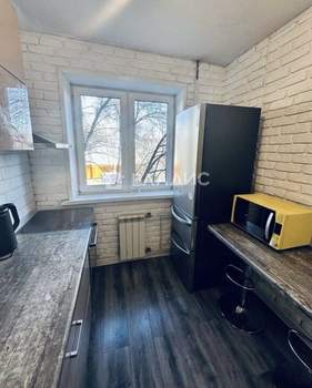 3-к квартира, вторичка, 64м2, 1/5 этаж