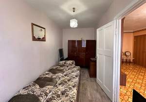 2-к квартира, вторичка, 45м2, 1/5 этаж