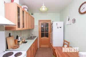 2-к квартира, вторичка, 49м2, 1/9 этаж