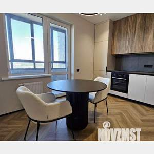 2-к квартира, вторичка, 64м2, 7/9 этаж