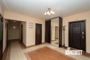 3-к квартира, вторичка, 98м2, 1/11 этаж