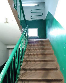 2-к квартира, вторичка, 42м2, 1/3 этаж