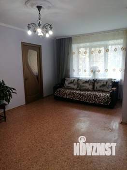 2-к квартира, вторичка, 44м2, 1/4 этаж